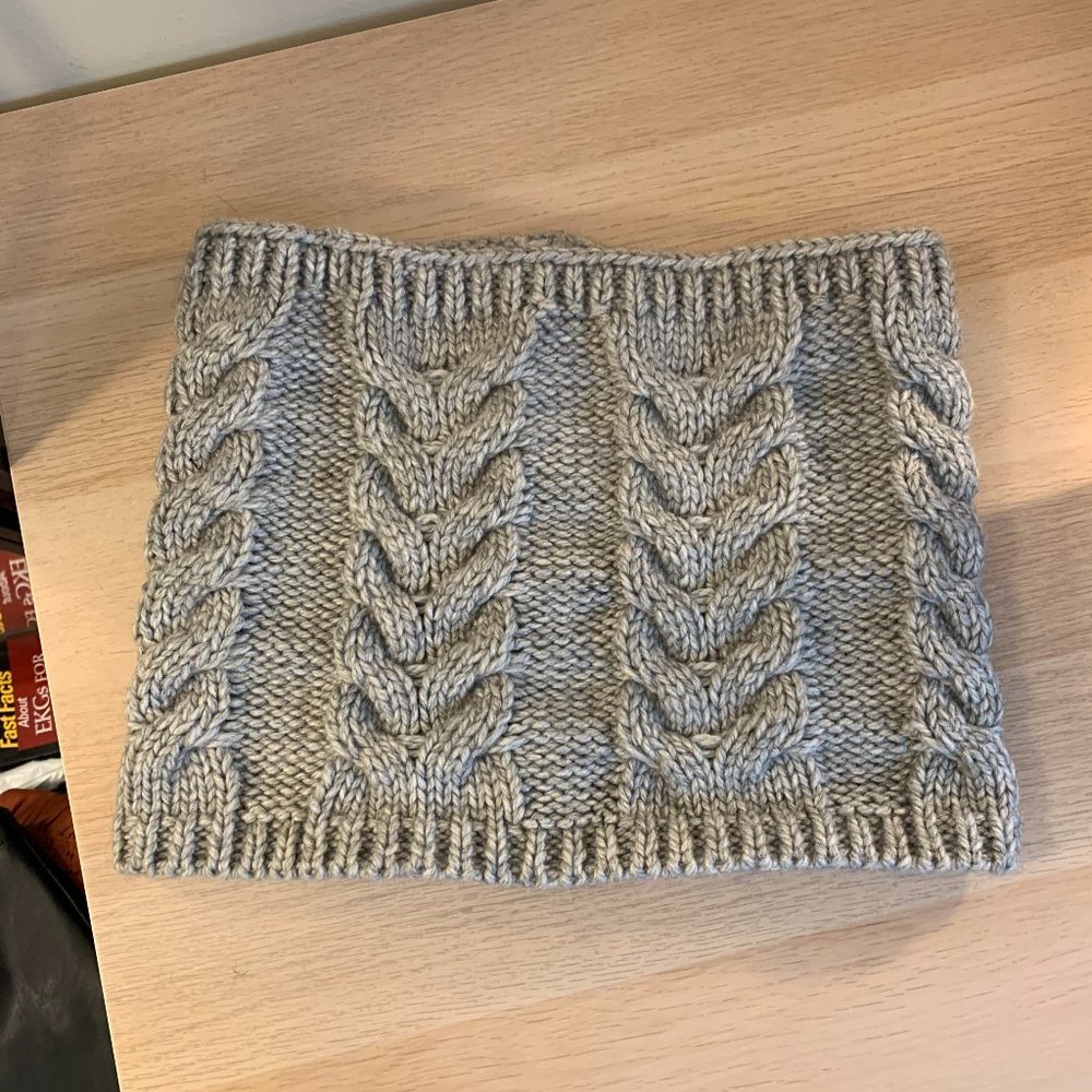 GAP Gray thermal infinity neck warmer snood